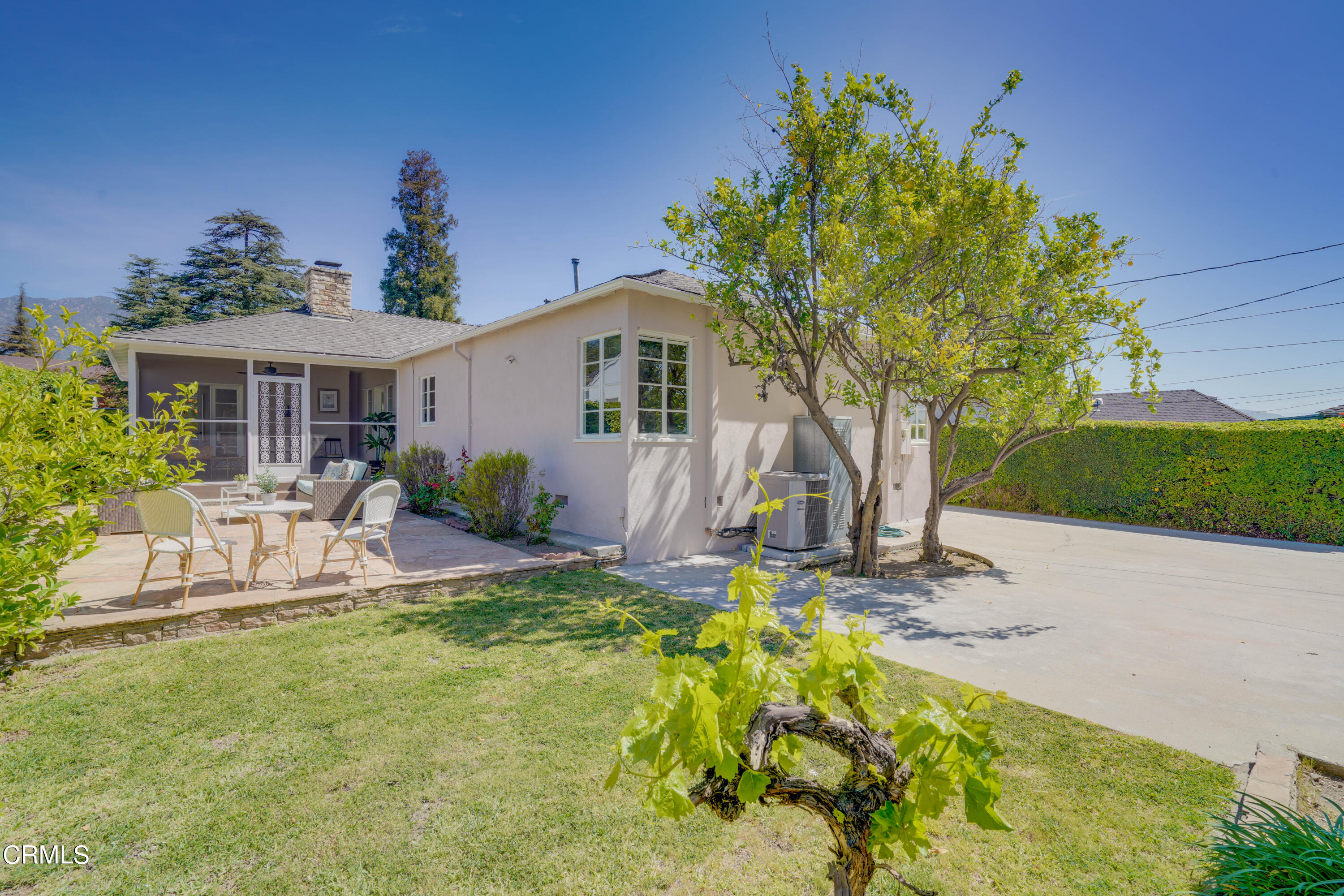 2540 Lambert Drive Pasadena, CA 91107 - Photo 27 of 30 a view of a house with backyard and sitting area