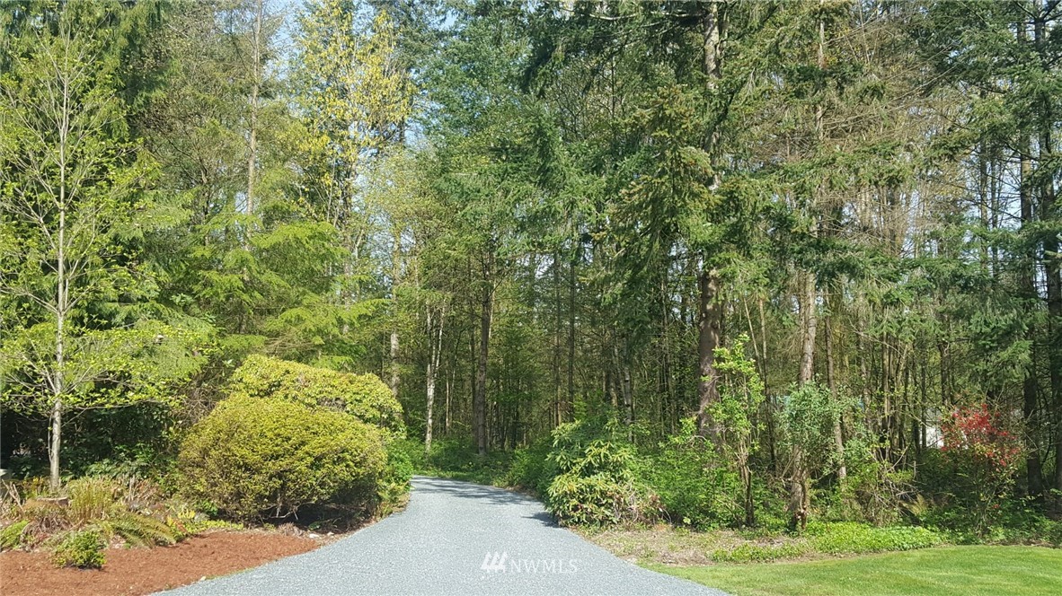 6912 Mecklem Road Everson, WA 98247 - Photo 3 of 25