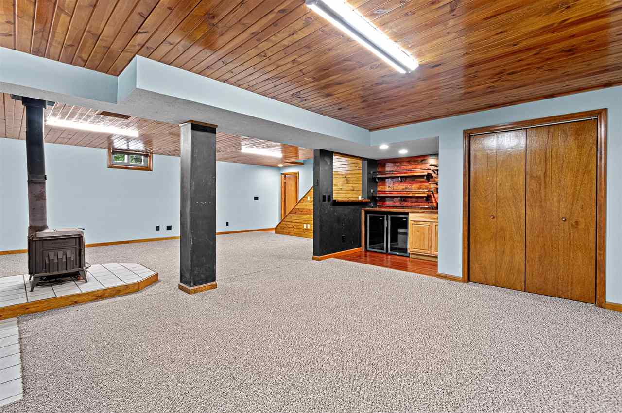 206 Hilltop Road Southwest Swisher, IA 52338 - Photo 28 of 38 Gallery Image 28