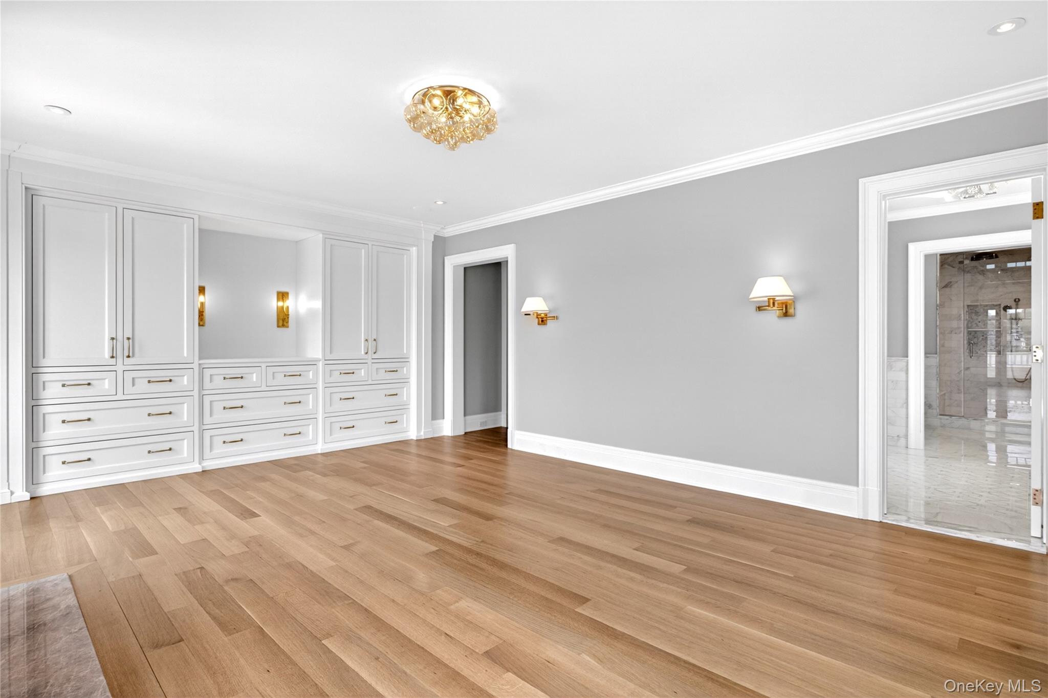71 Lake Road Manhasset, NY 11030 - Photo 28 of 46
