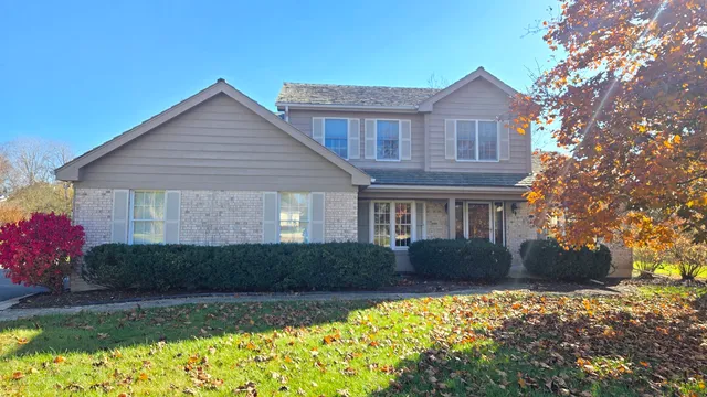 $749,000 | 14870 King Drive, Green Oaks, IL 60048
