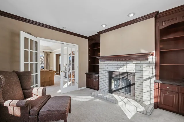 $749,000 | 14870 King Drive, Green Oaks, IL 60048