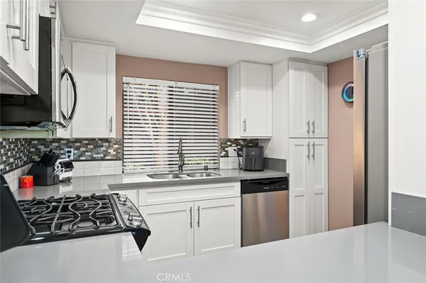 $549,000 | 2512 East Willow Street, Unit 104, Signal Hill, CA 90755