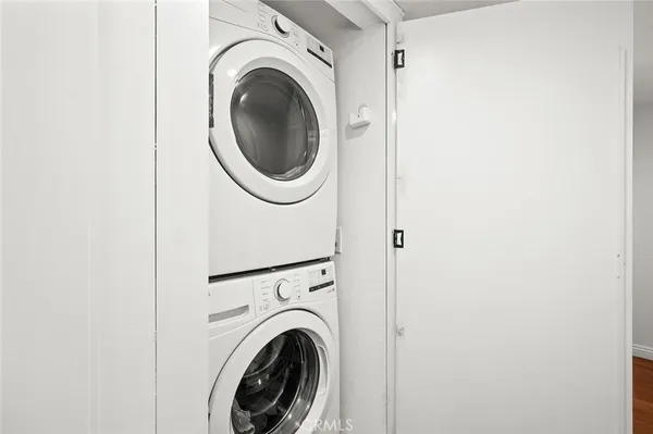 $549,000 | 2512 East Willow Street, Unit 104, Signal Hill, CA 90755