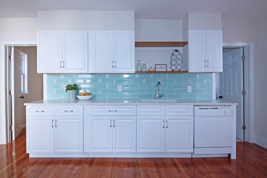 11 Whipple Street Worcester, MA 01607 - Photo 6 of 27 Gallery Image 6