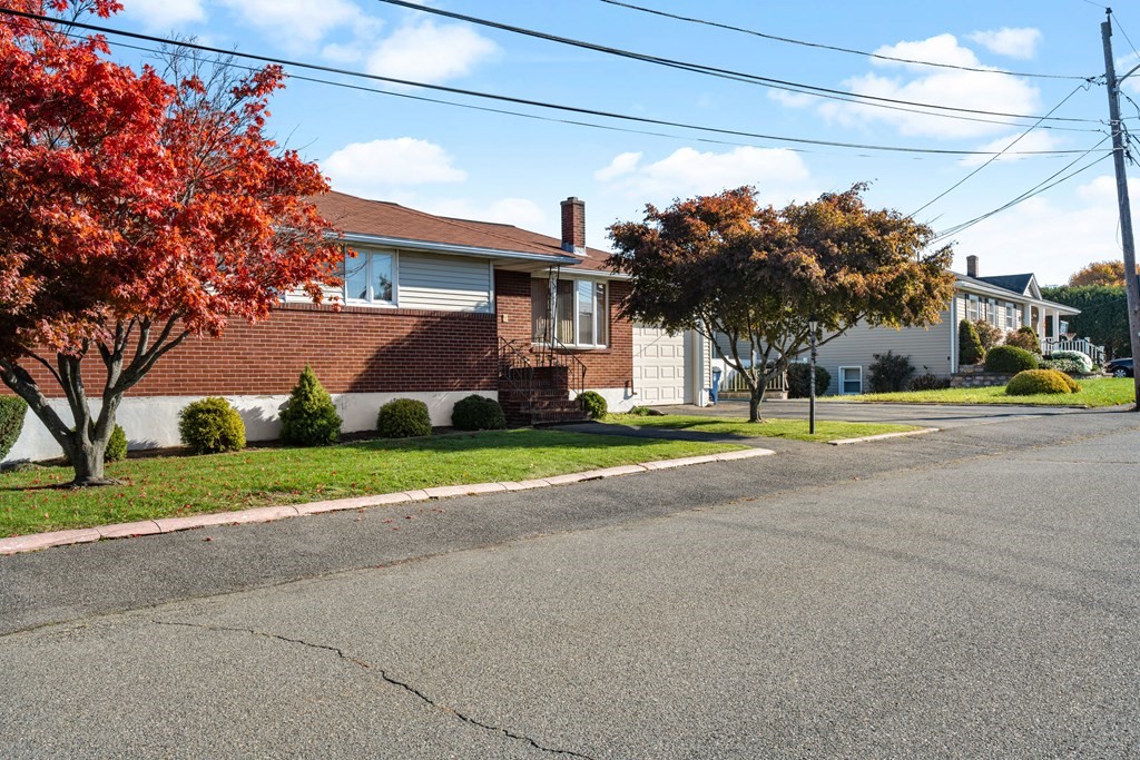 115 Roland Road Revere, MA 02151 - Photo 3 of 26 Gallery Image 3