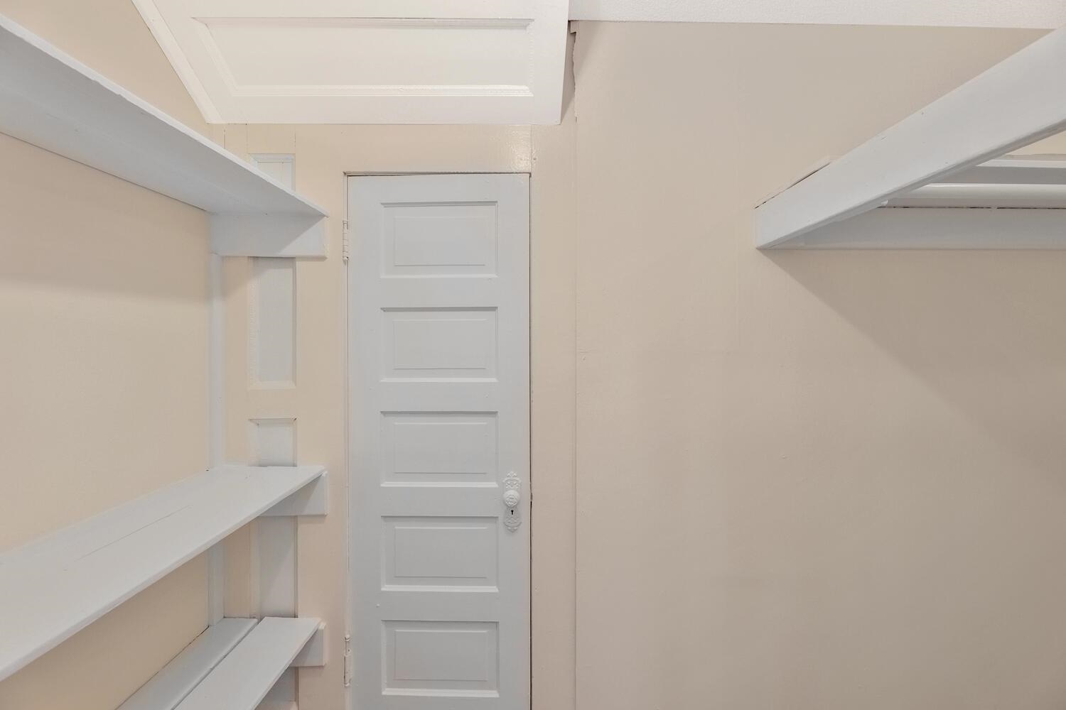 1647 South Main Street, Unit 2 Wichita, KS 67213 - Photo 13 of 36