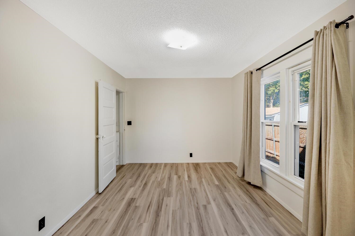 1647 South Main Street, Unit 2 Wichita, KS 67213 - Photo 15 of 36