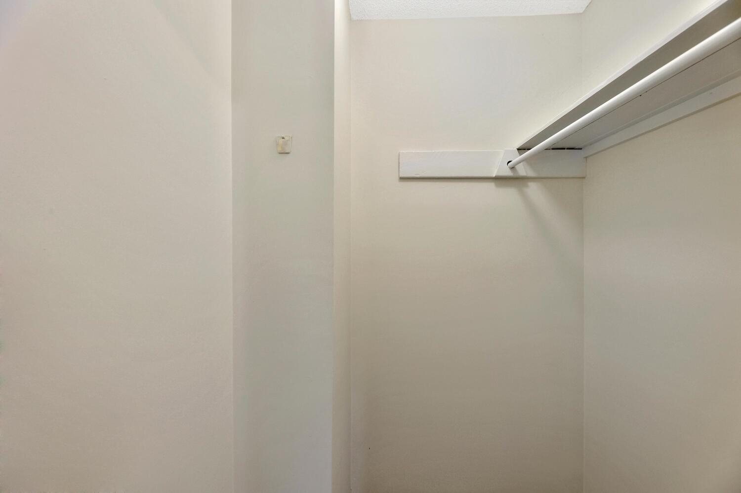 1647 South Main Street, Unit 2 Wichita, KS 67213 - Photo 16 of 36