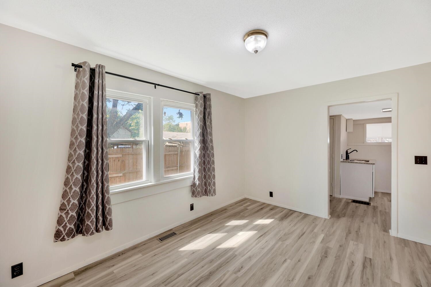 1647 South Main Street, Unit 2 Wichita, KS 67213 - Photo 19 of 36