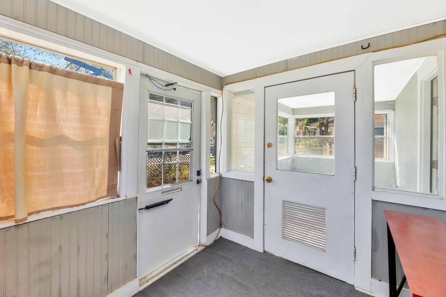 1647 South Main Street, Unit 2 Wichita, KS 67213 - Photo 33 of 36