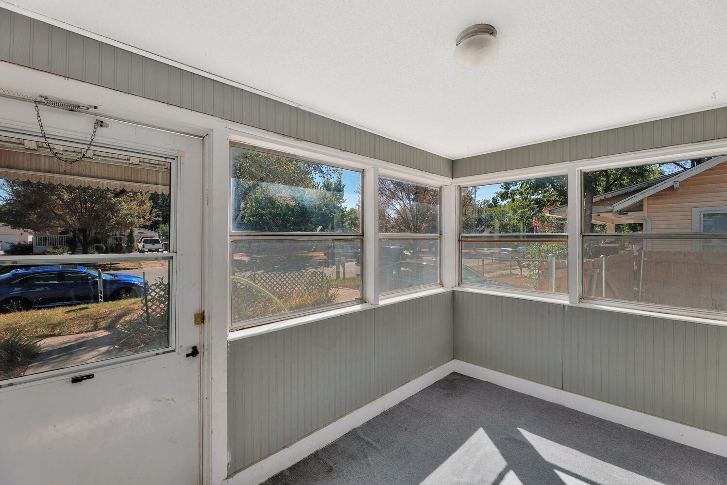 1647 South Main Street, Unit 2 Wichita, KS 67213 - Photo 4 of 36