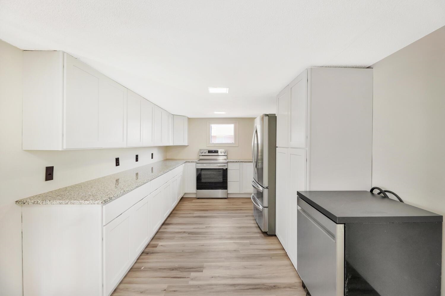 1647 South Main Street, Unit 2 Wichita, KS 67213 - Photo 10 of 36