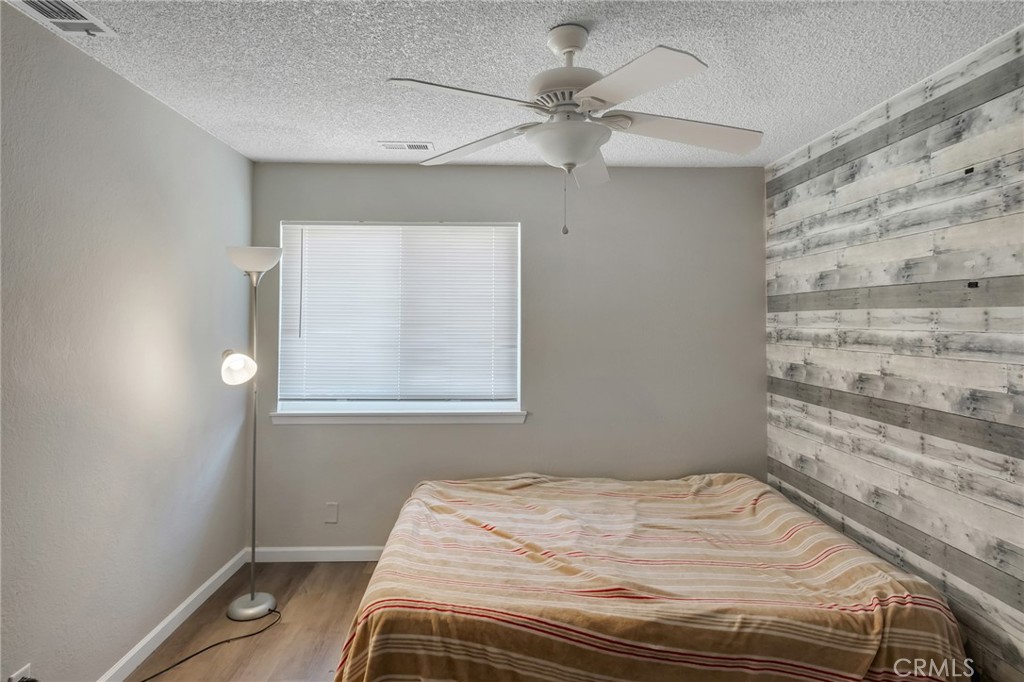 15420 Apache Road Apple Valley, CA 92307 - Photo 10 of 25