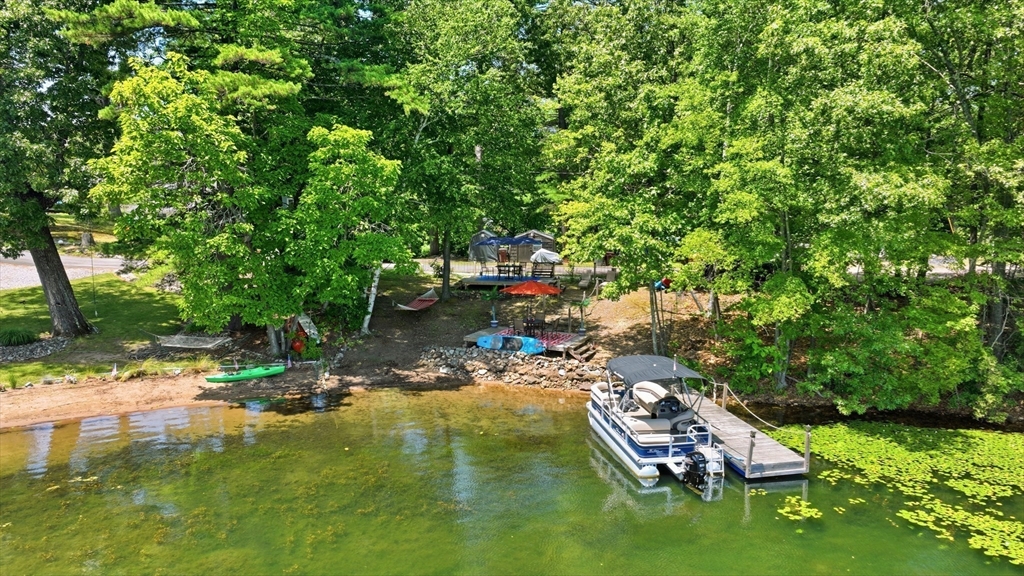 85 Otter Point Road Westfield, MA 01085 - Photo 3 of 40
