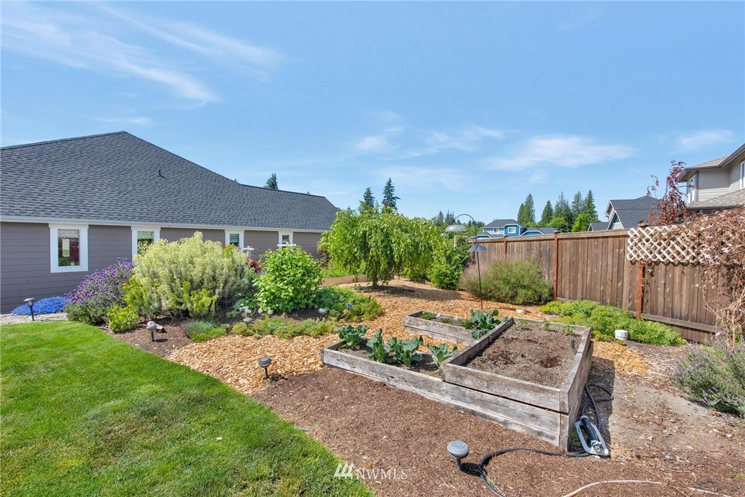 8114 119th Street East Puyallup, WA 98373 - Photo 28 of 33