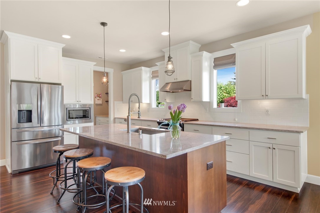 8114 119th Street East Puyallup, WA 98373 - Photo 6 of 33