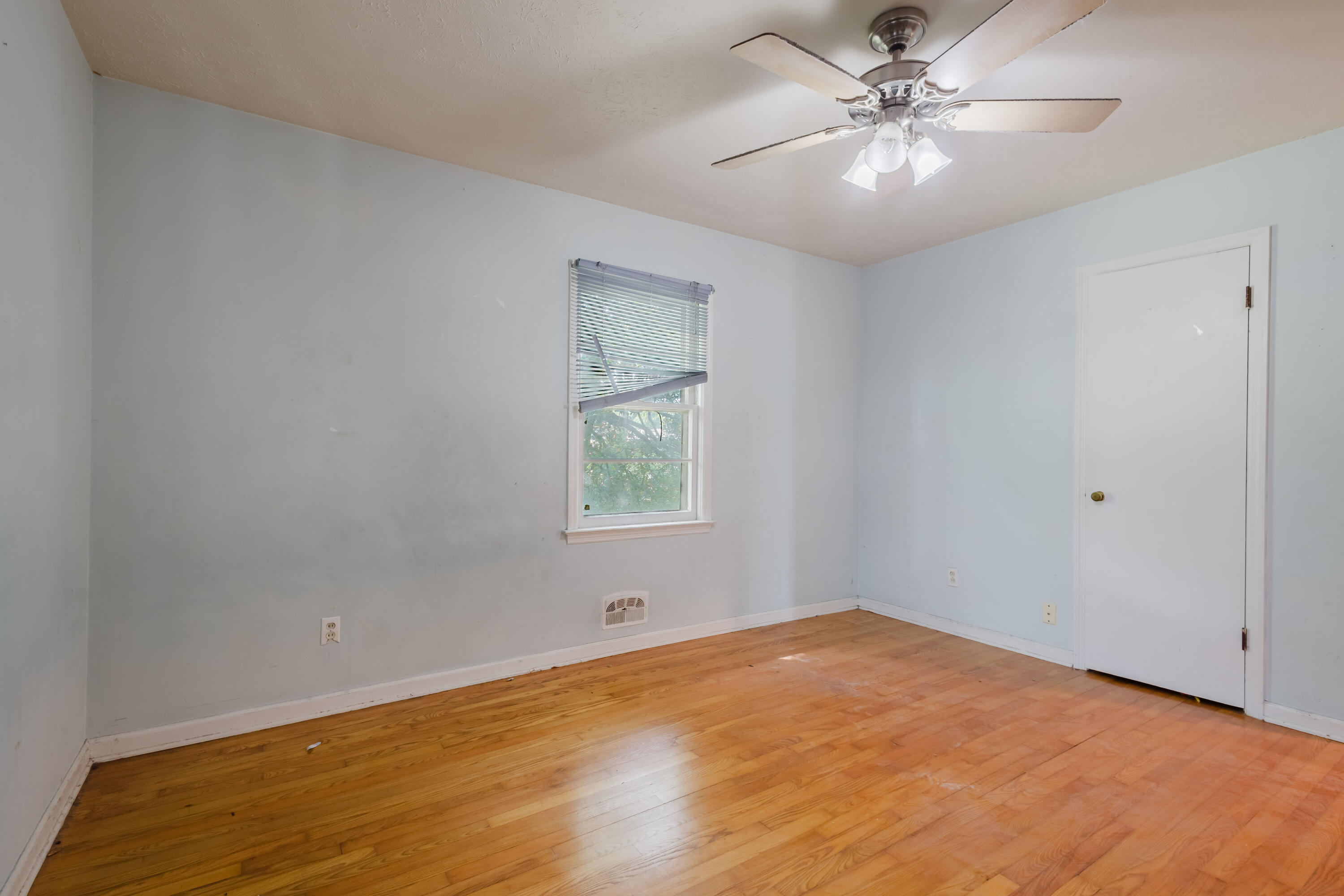 2108 Harrodsburg Road Lexington, KY 40503 - Photo 22 of 36 2108 Harrodsburg Road-22