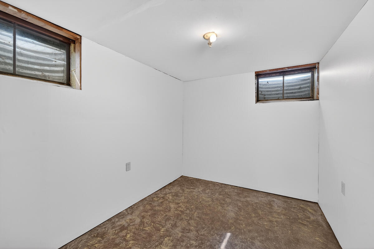 2430 Orchard Street Racine, WI 53405 - Photo 14 of 23 LOWER