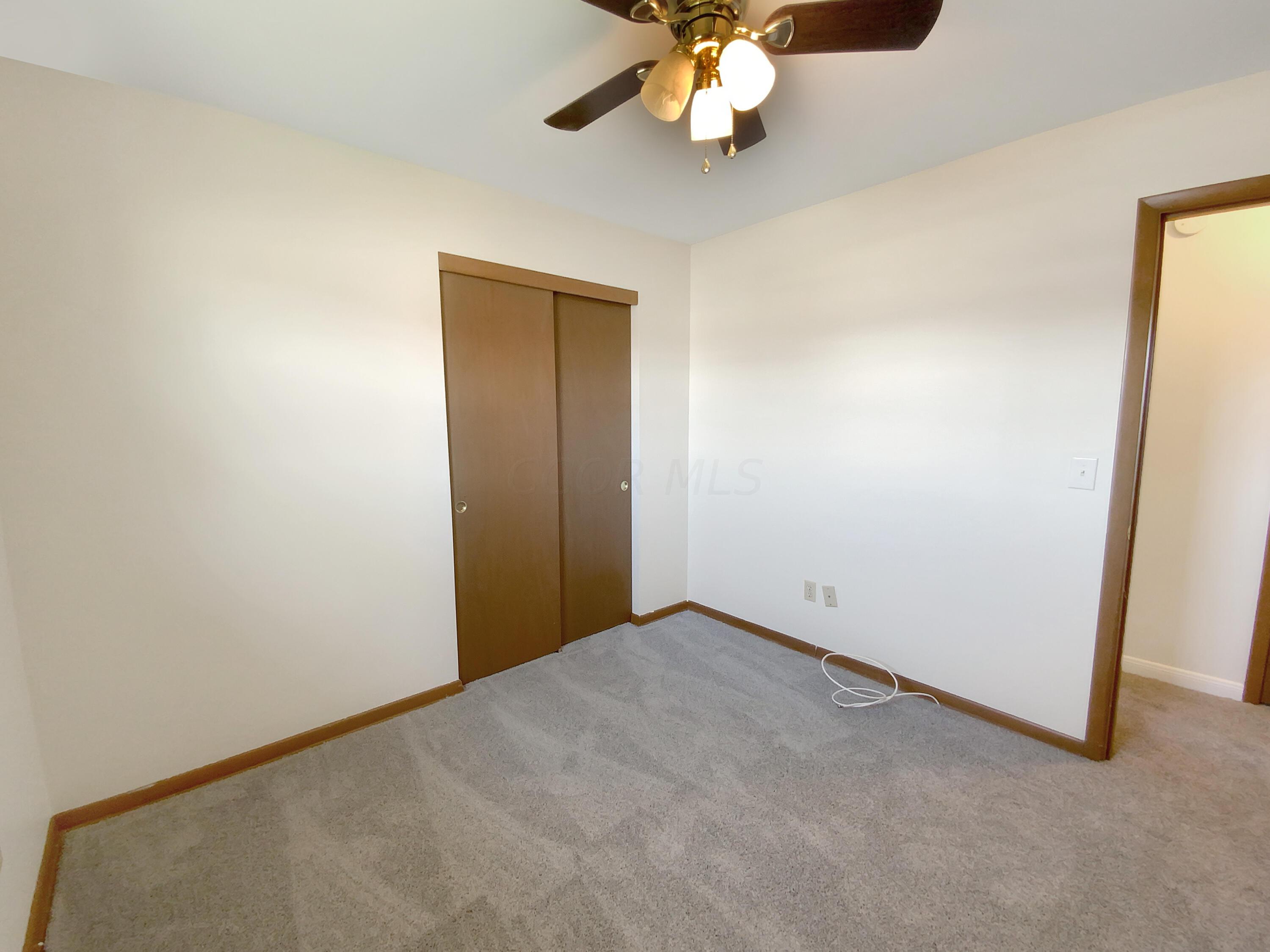 5683 Karl Road Columbus, OH 43229 - Photo 9 of 19 photo_09