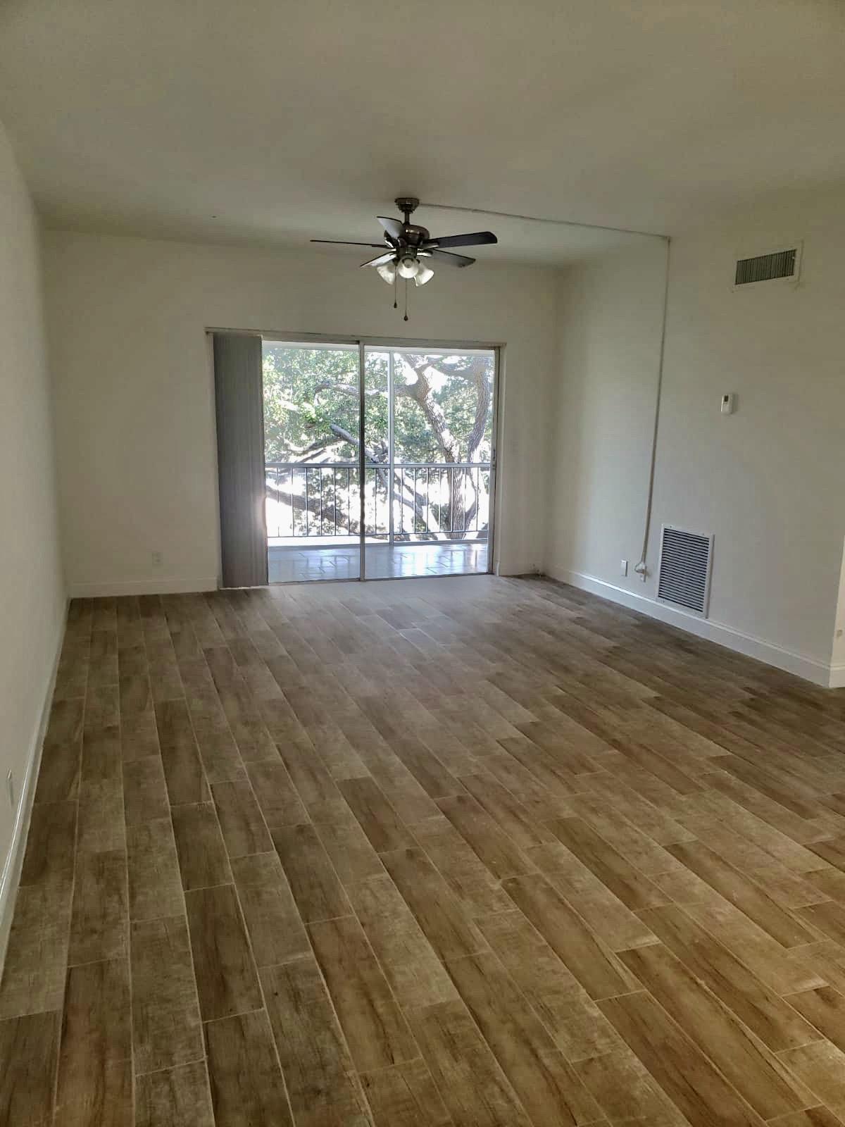 632 Northwest 13th Street, Unit 210 Boca Raton, FL 33486 - Photo 2 of 11 LIVING ROOM