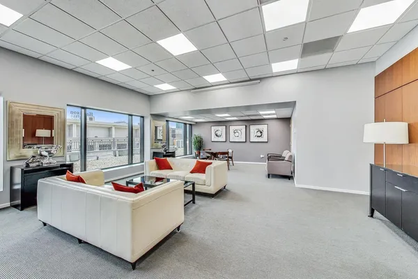 $4,900 | 520 South State Street, Unit 1726, Chicago, IL 60605