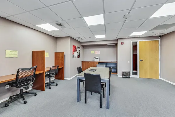 $4,900 | 520 South State Street, Unit 1726, Chicago, IL 60605