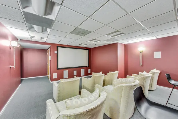 $4,900 | 520 South State Street, Unit 1726, Chicago, IL 60605