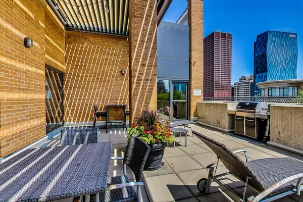 $4,900 | 520 South State Street, Unit 1726, Chicago, IL 60605