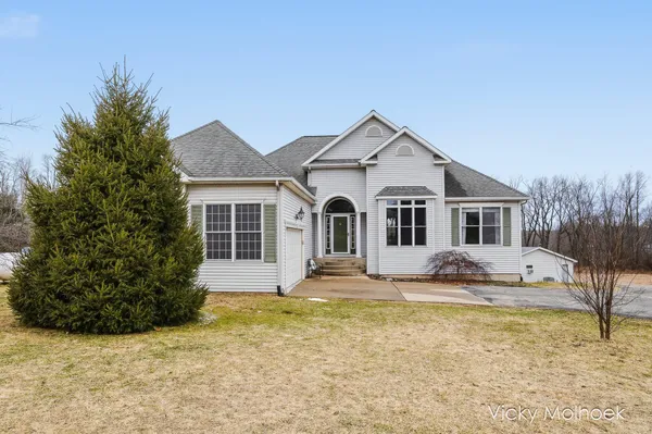 $499,000 | 4142 Hickory Hill Lane, Hastings, MI 49058