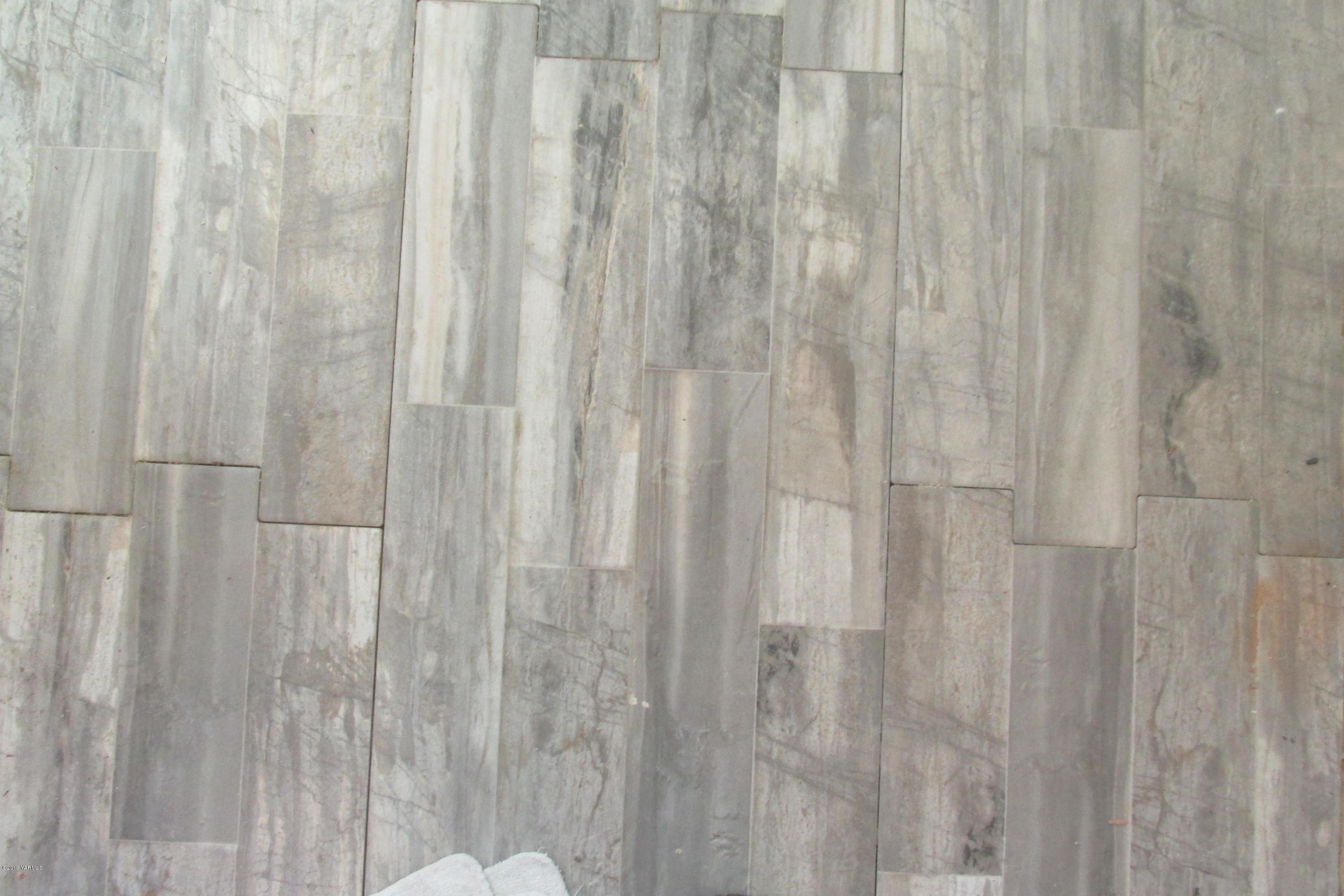 15160 Ahtanum Road Yakima, WA 98903 - Photo 12 of 17 a close up view of a shower curtain
