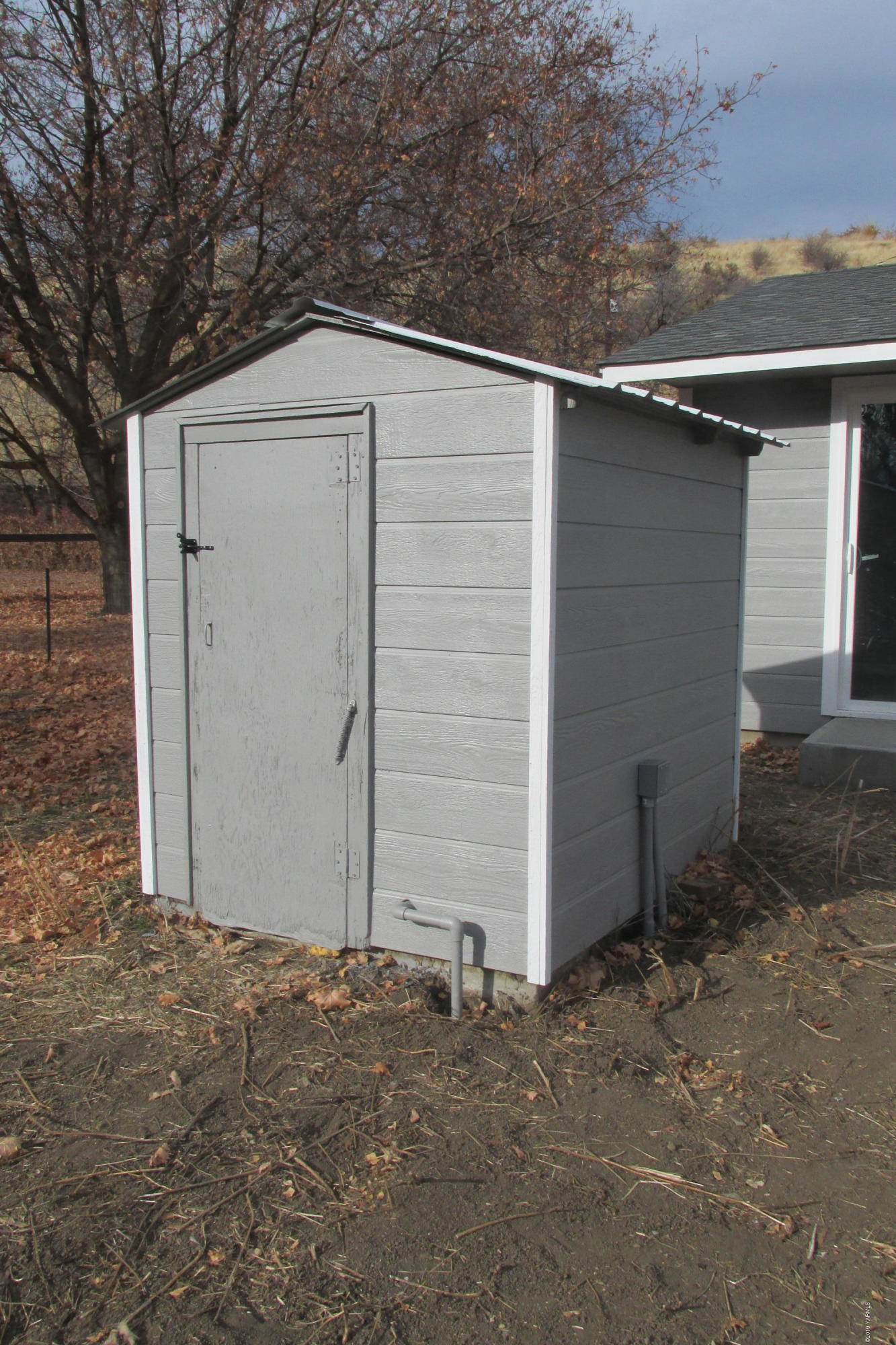 15160 Ahtanum Road Yakima, WA 98903 - Photo 17 of 17 a backyard view