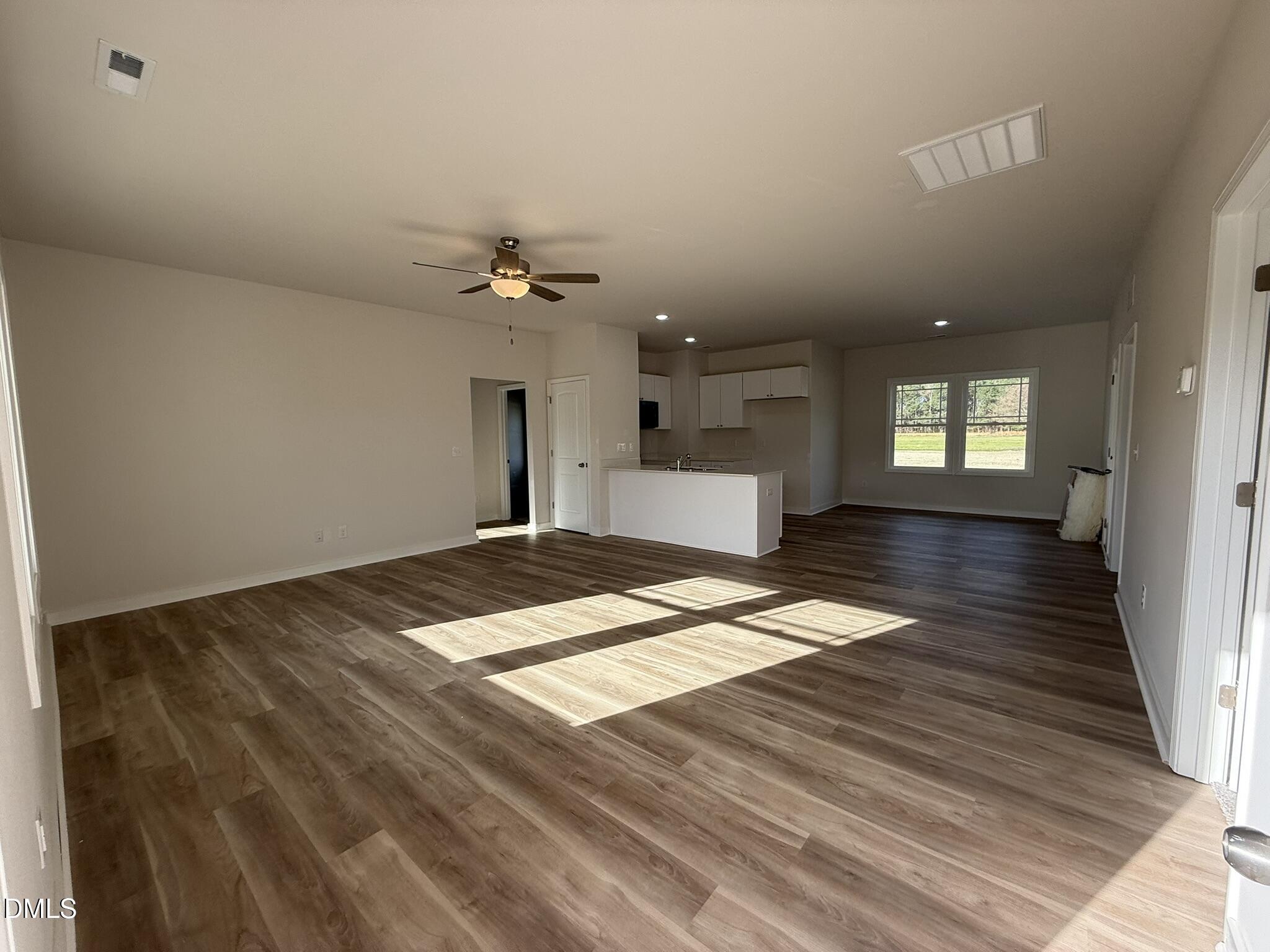 189 Jacobs Ridge Drive Four Oaks, NC 27524 - Photo 5 of 20 IMG_7612