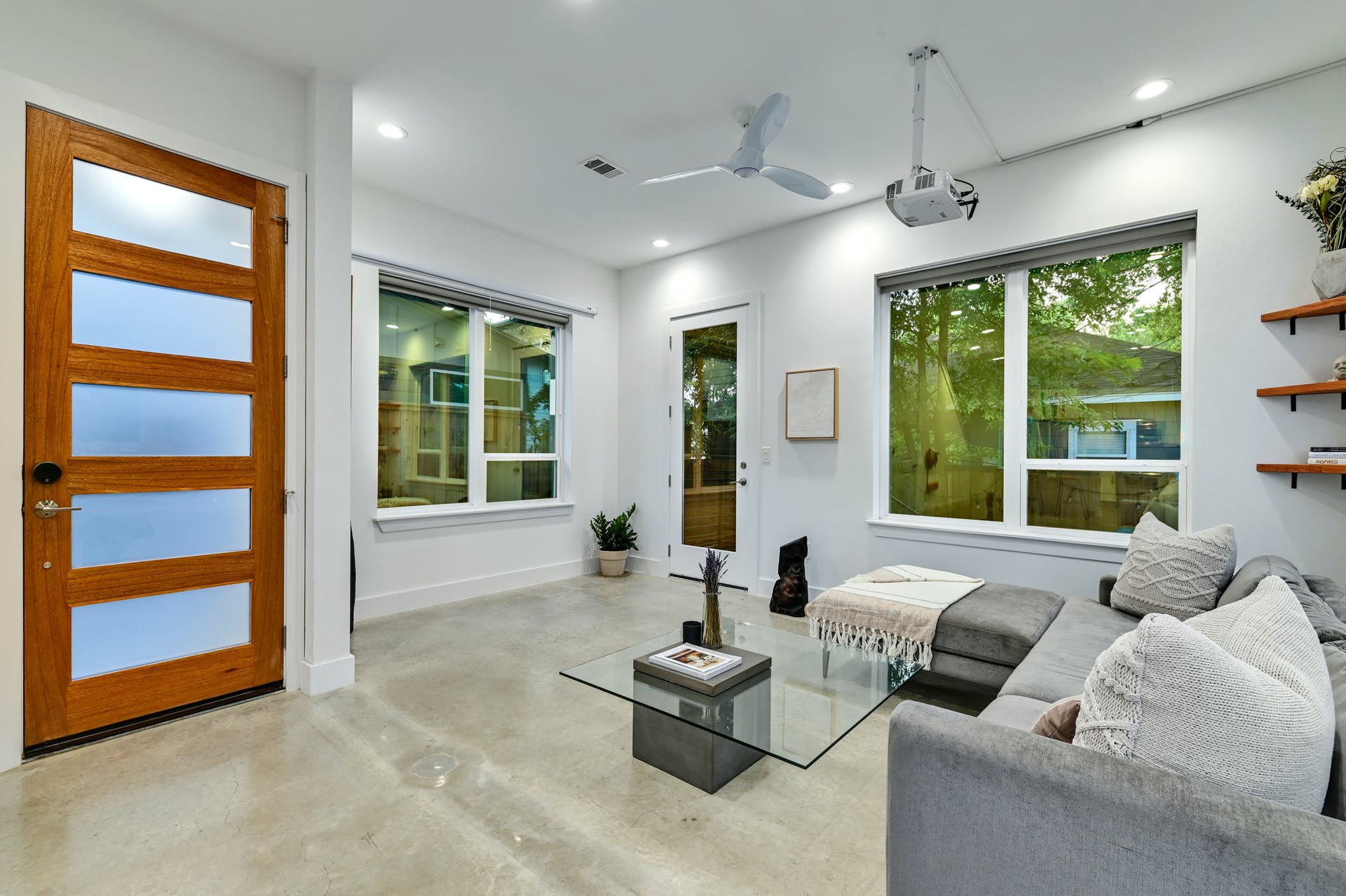 1131 Map Street, Unit 2 Austin, TX 78721 - Photo 2 of 37