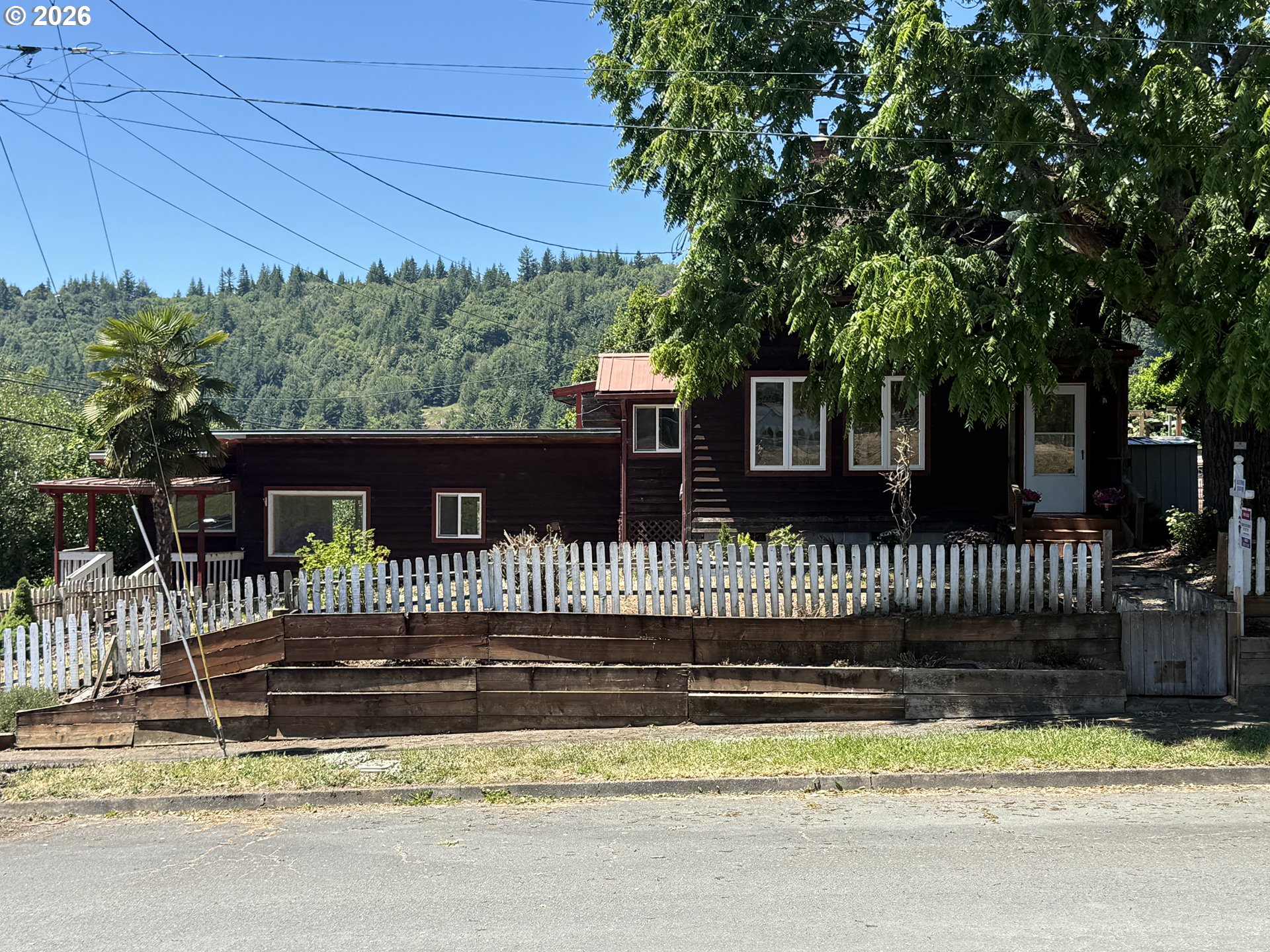 146 1st Street Myrtle Point, OR 97458 - Photo 5 of 47