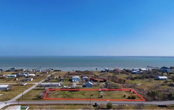 $99,000 | 628 3rd Street, Bayside, TX 78340