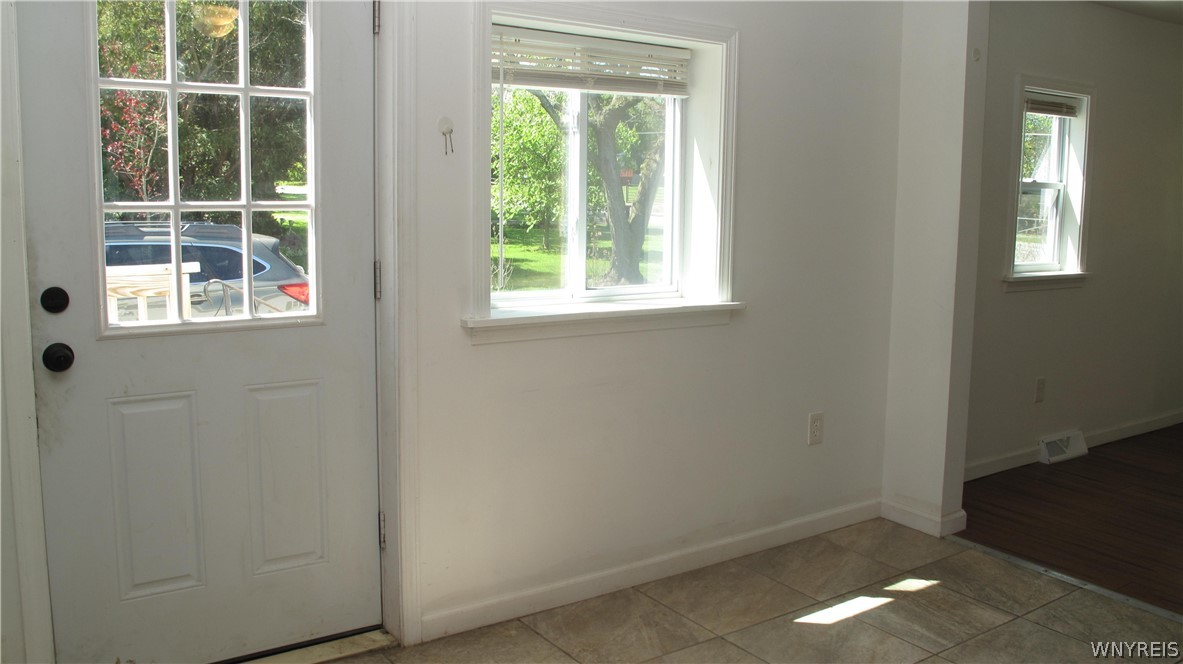 4675 Gasport Road Gasport, NY 14067 - Photo 13 of 45