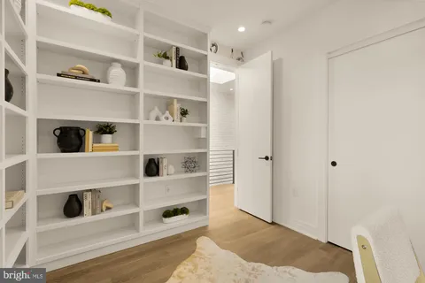 $1,599,000 | 1005 P Street Northwest, Washington, DC 20001