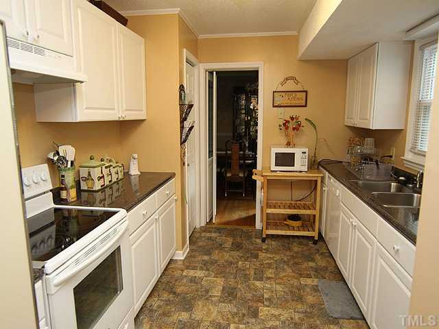 701 Lakeview Road Durham, NC 27712 - Photo 5 of 12 Photo 5
