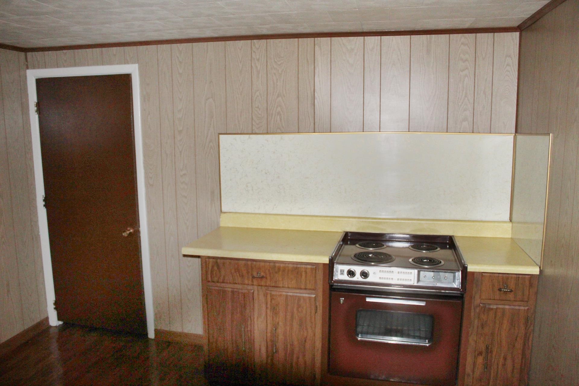 3561 Ridgecliffe Drive Flint, MI 48532 - Photo 15 of 19 50148332-865c249d-22d2-40a9-9f42-4ae9f7739640.JPG