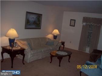 49 Bella Road Lumberton, NJ 08048 - Photo 5 of 12 Living Room