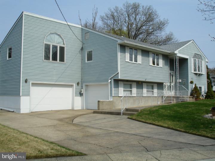 93 Saratoga Road Stratford, NJ 08084 - Photo 1 of 14