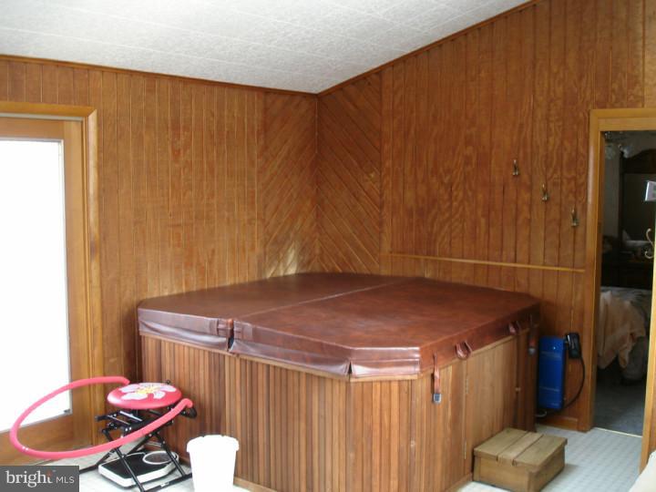 93 Saratoga Road Stratford, NJ 08084 - Photo 6 of 14