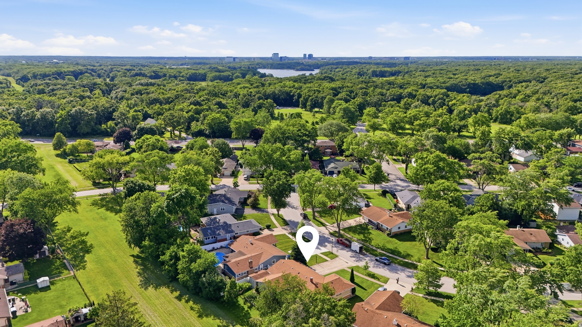 213 Edgeware Road Elk Grove Village, IL 60007 - Photo 7 of 48