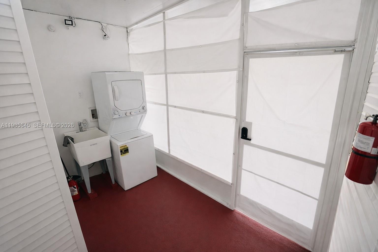 2260 Southwest 85th Way Davie, FL 33324 - Photo 20 of 30