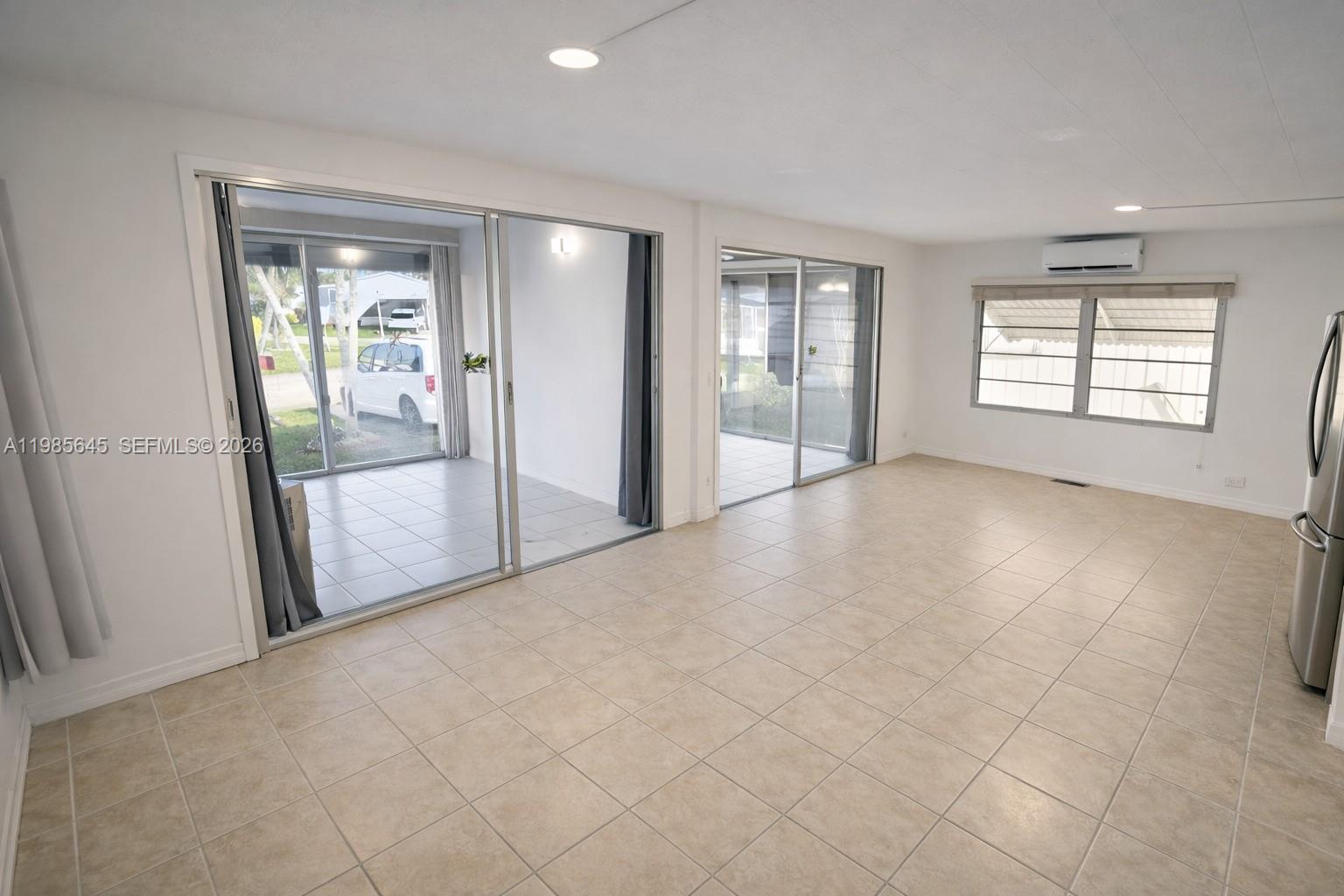 2260 Southwest 85th Way Davie, FL 33324 - Photo 6 of 30