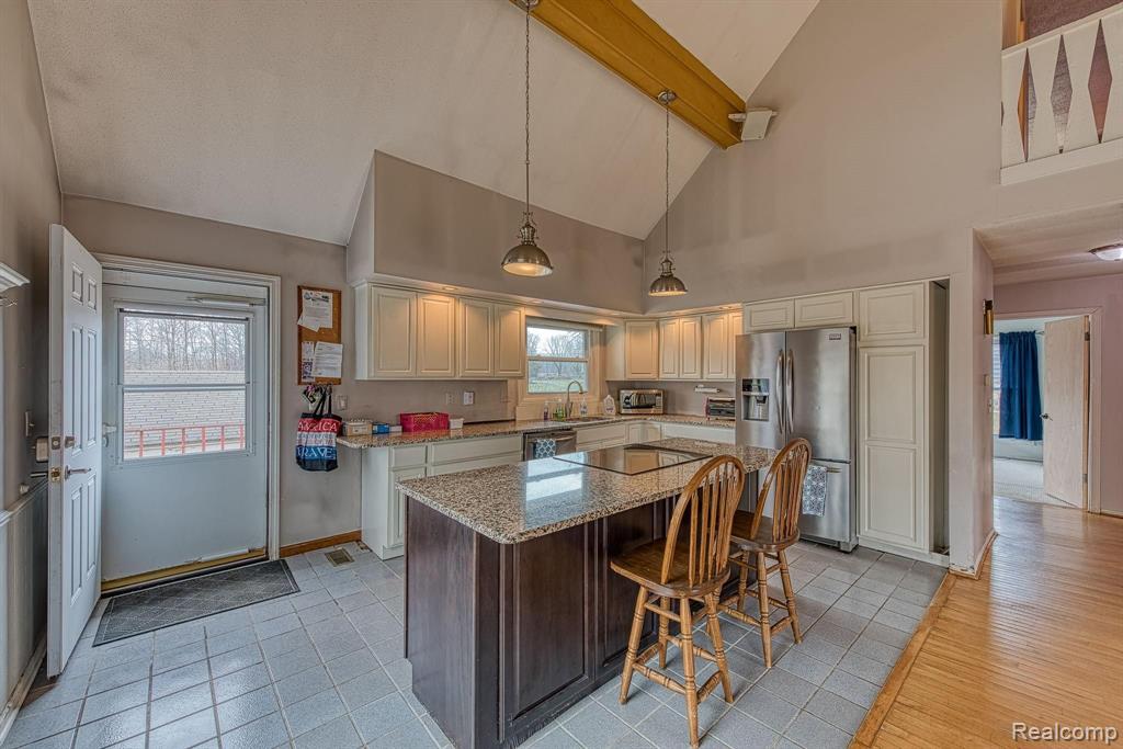 4369 Springbrook Road Jackson, MI 49201 - Photo 4 of 41