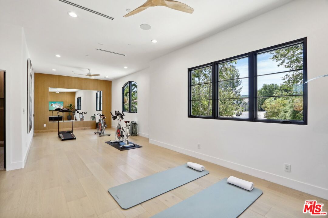 4261 Temma Court Calabasas, CA 91302 - Photo 11 of 27
