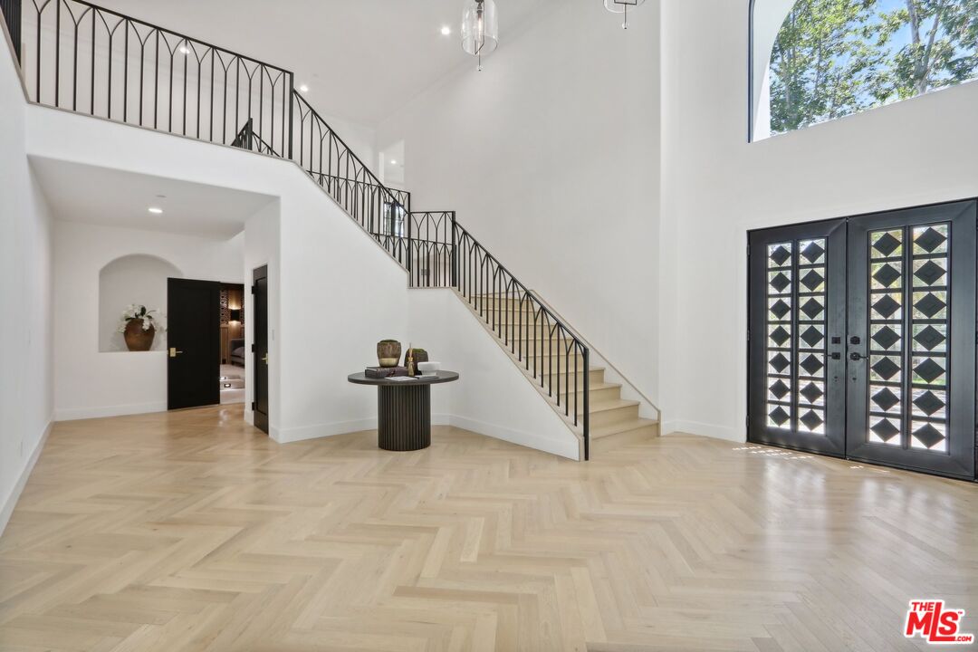 4261 Temma Court Calabasas, CA 91302 - Photo 13 of 27