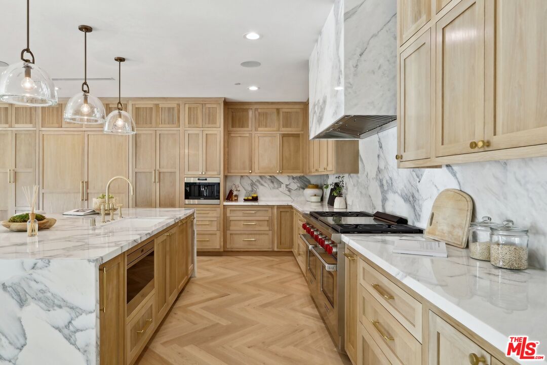 4261 Temma Court Calabasas, CA 91302 - Photo 15 of 27